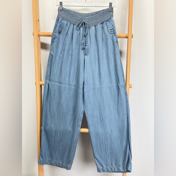 JOHN MARK Light Blue chambray smocked waist wide leg pants size S - Picture 1 of 11
